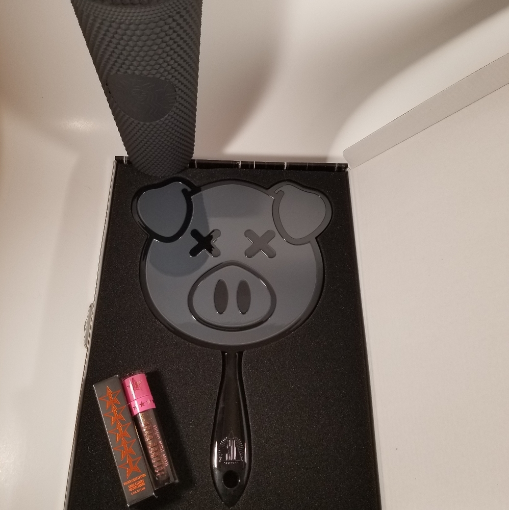 🆕️Jeffree Star & Starbucks Bundle